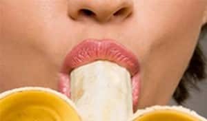 sexo-oral-banano